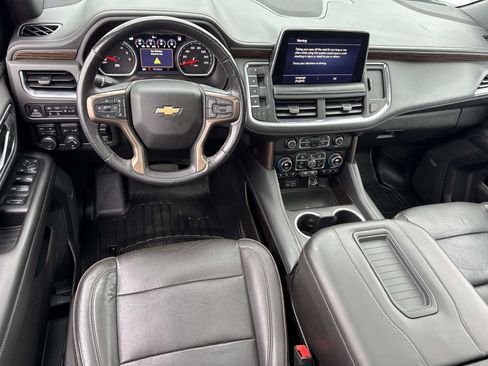 Used 2021 Chevrolet Tahoe High Country image 2
