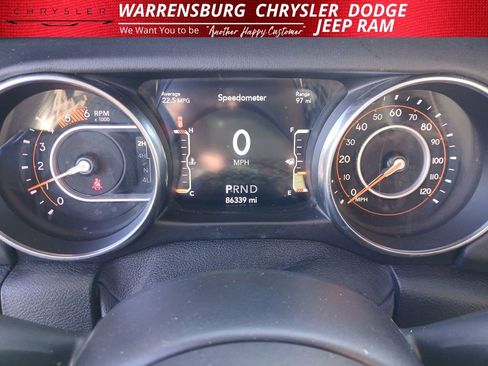 Used 2021 Jeep Wrangler Unlimited Sahara w/ Cold Weather Group image 18