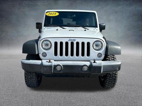 Certified 2017 Jeep Wrangler Unlimited Rubicon w/ Connectivity Group AWD/4WD image 2