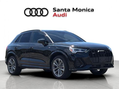 Used 2024 Audi Q3 2.0T Premium AWD/4WD image 9