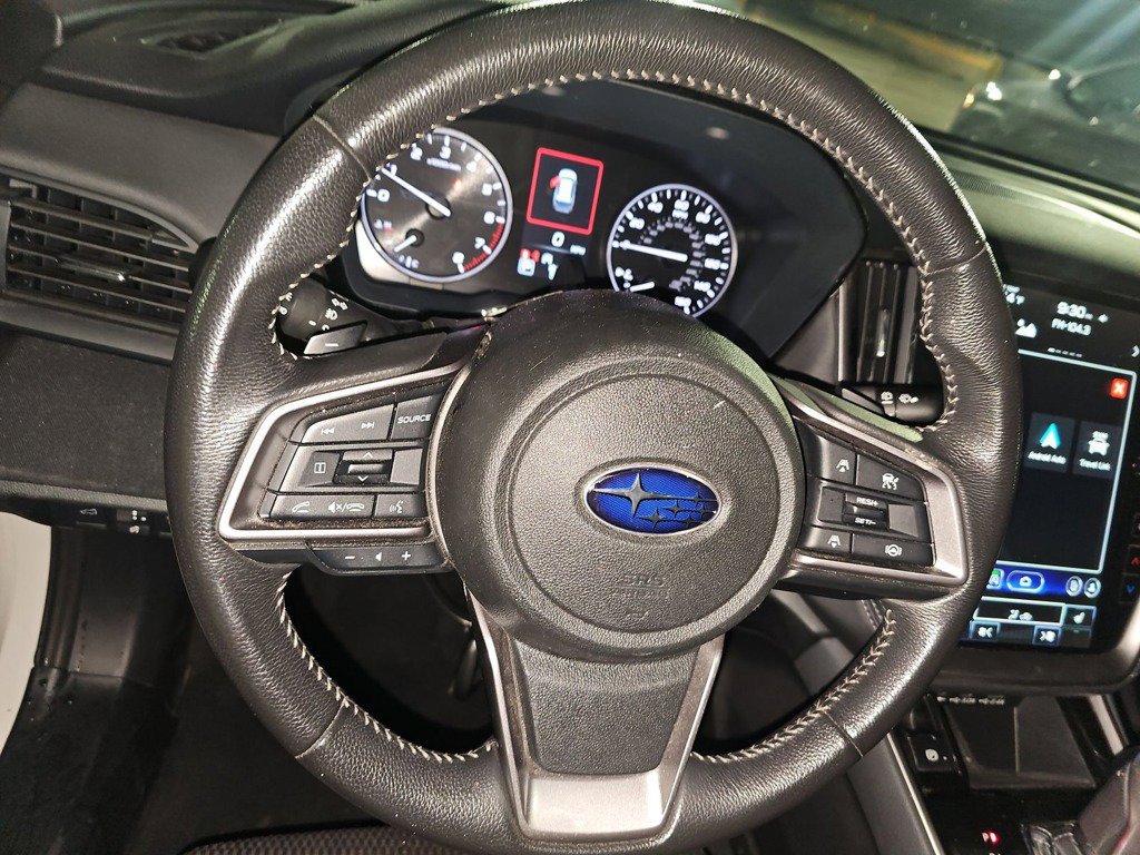 Used 2025 Subaru Outback Premium AWD/4WD image 10