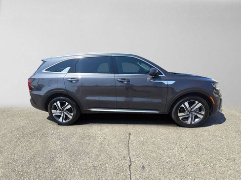 Used 2023 Kia Sorento SX Prestige AWD/4WD image 2