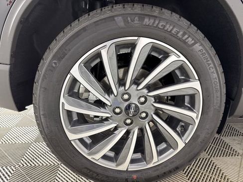 New 2026 Lincoln Corsair Reserve image 28