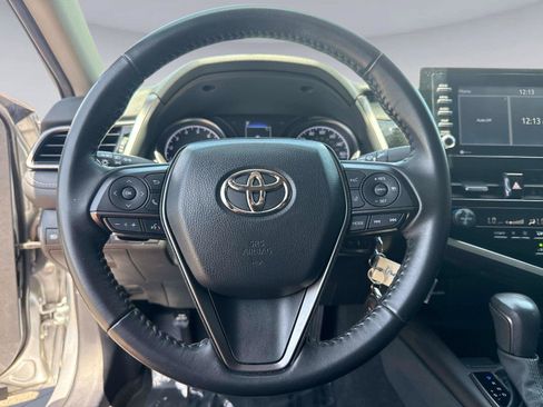Used 2022 Toyota Camry SE FWD image 26