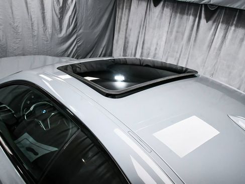 Used 2026 BMW M240i xDrive Coupe AWD/4WD image 77