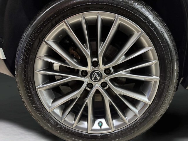 Certified 2024 Lexus NX 350h AWD w/ Vision Package image 29