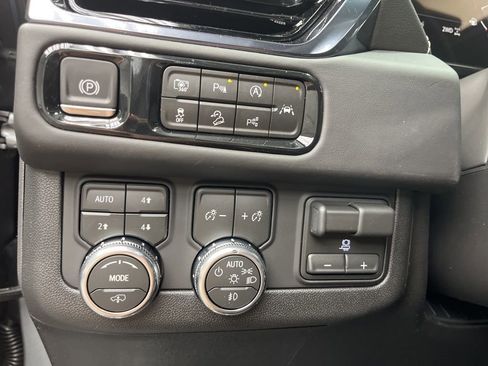 New 2026 GMC Yukon AT4 Ultimate image 15