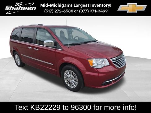 Used 2012 Chrysler Town & Country Limited w/ Luxury Group FWD image 1