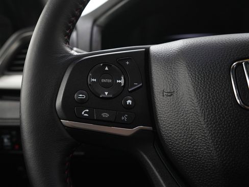 Used 2024 Honda Odyssey Sport image 26