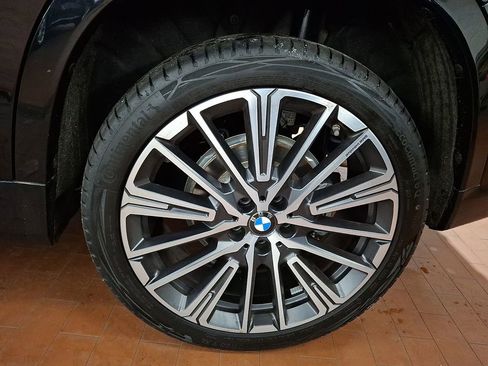 Used 2025 BMW X1 xDrive28i w/ M Sport Package image 6