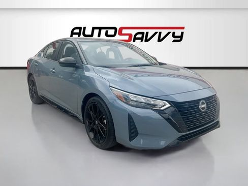 Used 2025 Nissan Sentra SR w/ Midnight Edition FWD image 1
