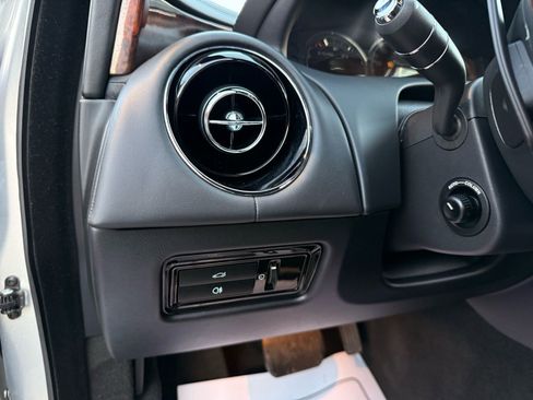 Used 2015 Jaguar XJ Supercharged image 49