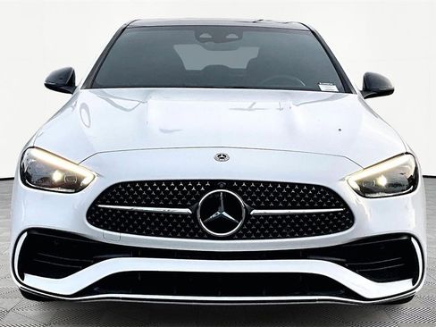 Used 2022 Mercedes-Benz C 300 Sedan image 3