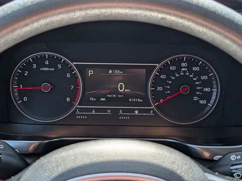 Certified 2022 Kia Sorento LX AWD/4WD image 21