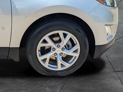 Used 2019 Chevrolet Equinox Premier FWD image 11