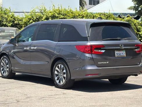 Certified 2024 Honda Odyssey EX-L image 6