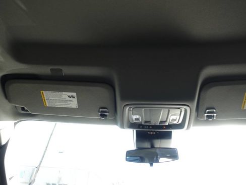 Used 2023 GMC Sierra 1500 Elevation image 40