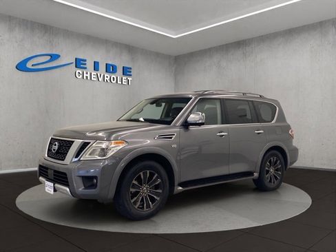 Used 2017 Nissan Armada Platinum w/ Interior Lighting Package image 9