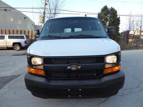 Used 2017 Chevrolet Express 2500 LS image 2