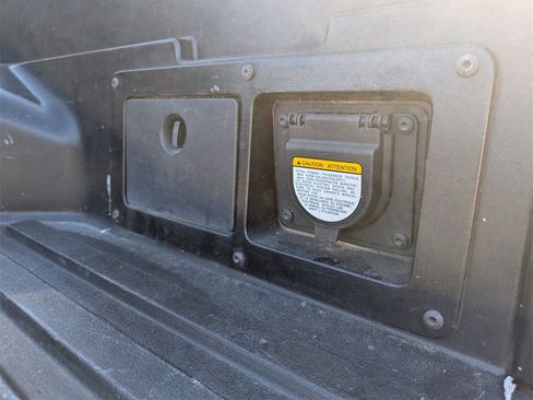 Used 2021 Toyota Tacoma TRD Off-Road image 34