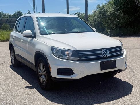 Used 2014 Volkswagen Tiguan S AWD/4WD image 7
