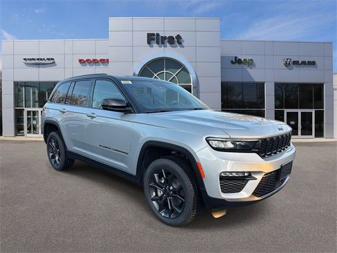 New 2025 Jeep Grand Cherokee Limited image 1