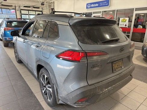 Used 2024 Toyota Corolla Cross XSE image 5