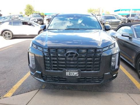 Used 2025 Hyundai Palisade Calligraphy AWD/4WD image 2