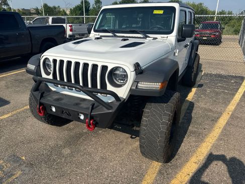 Used 2018 Jeep Wrangler Unlimited Rubicon w/ Dual Top Group AWD/4WD image 1