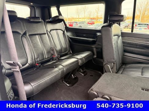 Used 2024 Jeep Wagoneer L Series II w/ Flexible Seating Group image 39