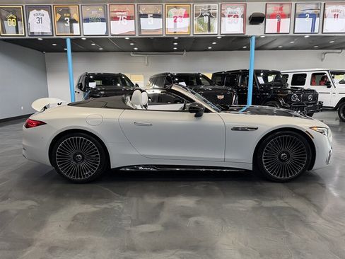 Used 2026 Mercedes-Benz Maybach SL 680 image 6