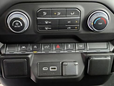 Used 2023 Chevrolet Silverado 1500 Custom RWD image 30