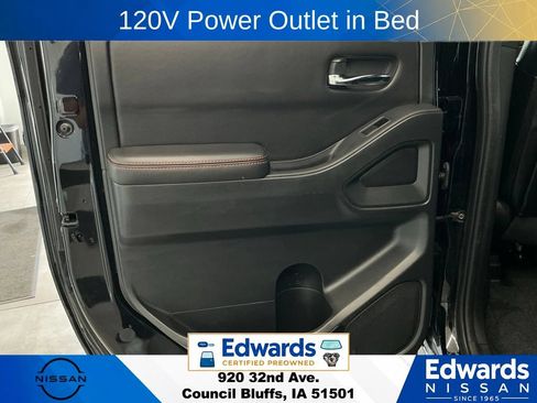 Used 2023 Nissan Frontier PRO-4X w/ Pro-4X Premium Package AWD/4WD image 15
