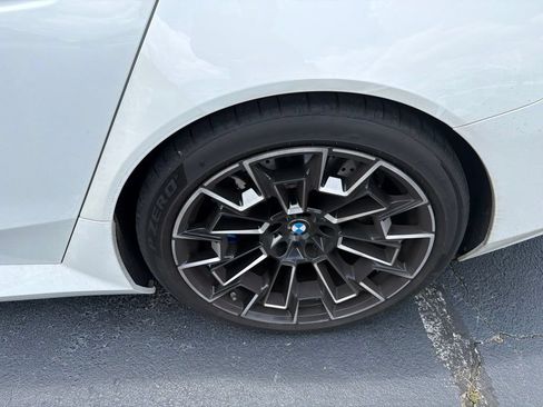 Used 2025 BMW M5 w/ Executive Package AWD/4WD image 3