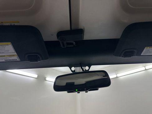 Used 2014 Jeep Wrangler Unlimited Sahara AWD/4WD image 47