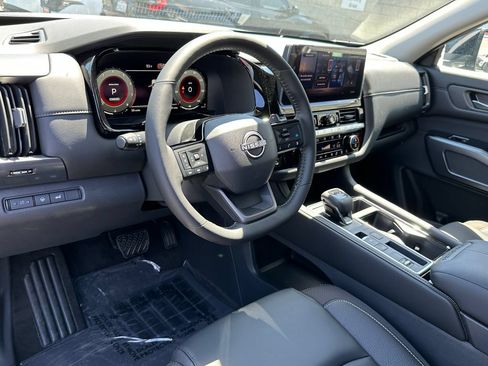 New 2026 Nissan Pathfinder SL FWD image 20