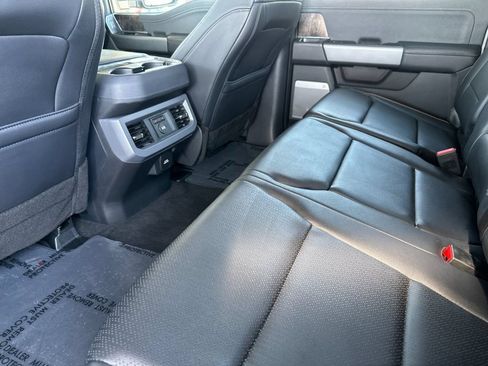 Certified 2025 Ford F250 Lariat AWD/4WD image 11