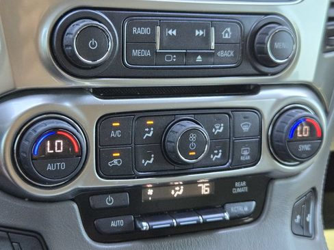 Used 2019 Chevrolet Tahoe LT AWD/4WD image 34