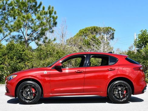 Used 2018 Alfa Romeo Stelvio Quadrifoglio w/ Driver Assist Dynamic Package image 29