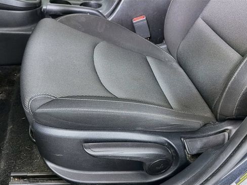 Used 2023 Kia Forte LXS w/ LXS Technology Package FWD image 23