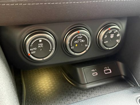 Used 2024 Nissan Z Sport w/ Floor Mat Package RWD image 18