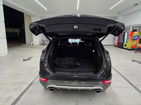 Used 2019 Lincoln MKC Premiere image 34