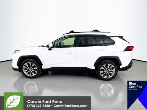 Used 2019 Toyota RAV4 XLE Premium w/ All Weather Liner Package FWD image 5