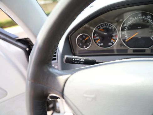 Used 2001 Mercedes-Benz SL 500 image 11