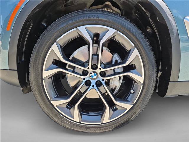 Certified 2024 BMW X5 sDrive40i w/ Premium Package RWD image 25