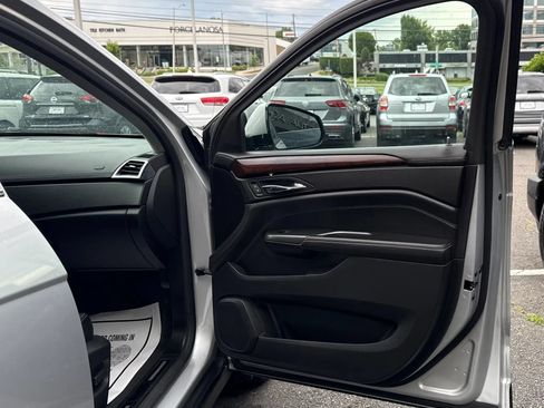 Used 2012 Cadillac SRX Luxury AWD/4WD image 36