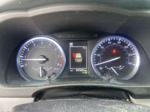 Used 2019 Toyota Highlander XLE image 8