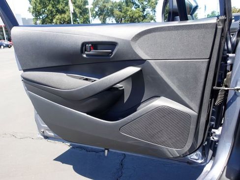 Certified 2025 Toyota Corolla LE FWD image 22