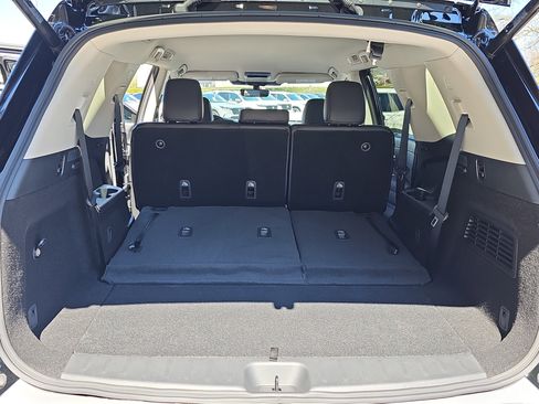 New 2025 Nissan Pathfinder SL image 13