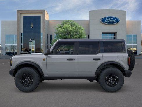 New 2026 Ford Bronco Badlands AWD/4WD image 3